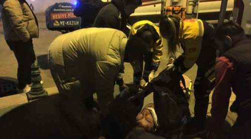 Eskişehir'de korkutan kaza: Kaldırımda sürüklenen moto kurye...