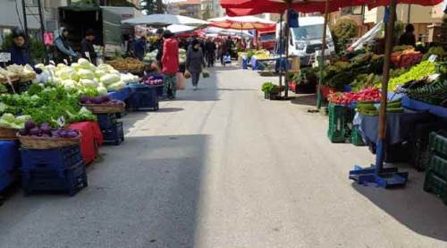 Eskişehir'de korona virüs pazarı da vurdu