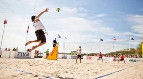 Eskişehir'de kum voleybolu şenliği başladı