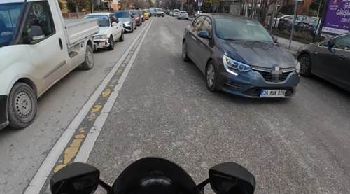 Eskişehir’de kuralları hiçe sayan sürücü tehlike saçtı!