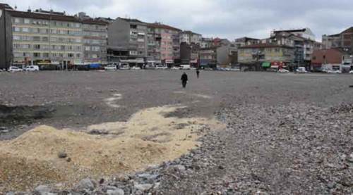 Eskişehir’de Kurtuluş Pazar yeri çıkmaza girdi