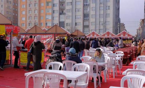 Eskişehir'de lezzet dolu festival: Vatandaşlar akın ediyor!