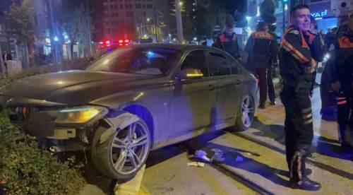 Eskişehir'de lüks aracıyla polisten kaçtı, faturası ağır oldu!