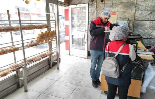 Eskişehir'de marketler ve fırınlarda Ramazan denetimi başladı