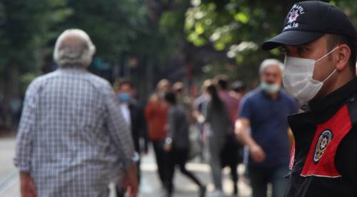 Eskişehir'de maskesiz vatandaşa tepki!