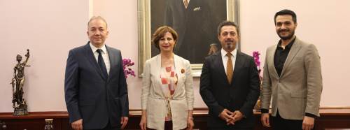 Eskişehir'de medya patronlarından Ünlüce'ye ziyaret