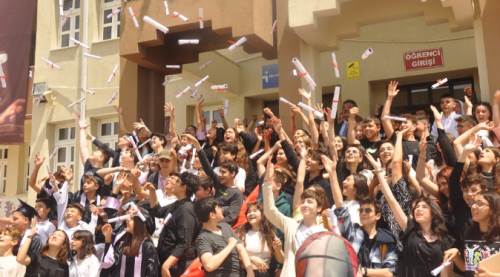 Eskişehir'de mezuniyet sevinci