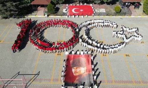 Eskişehir'de Milli İrade İlkokulu'nda 100. yıl gururu