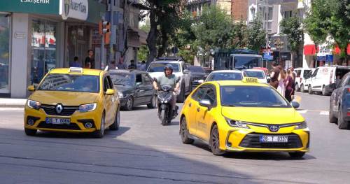 Eskişehir’de minibüs ve taksi ücretlerine zam beklentisi vatandaşı isyan ettirdi!