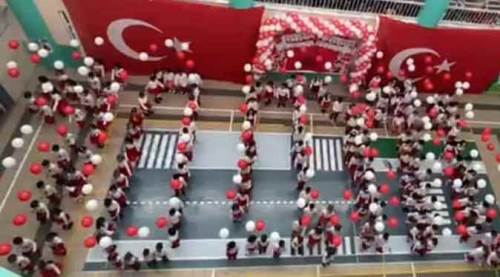 Eskişehir'de miniklerden 100. yıl coşkusu