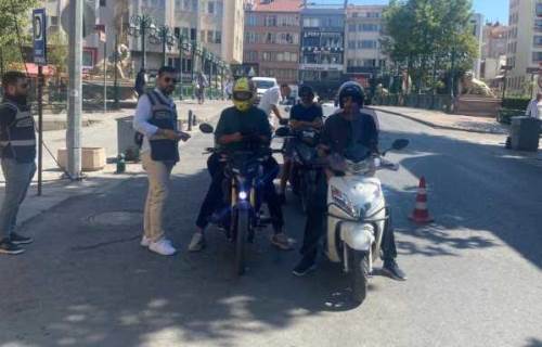 Eskişehir’de motosiklet denetimleri sıklaştırıldı