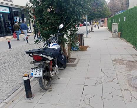 Eskişehir'de motosiklet park sorunu büyüyor