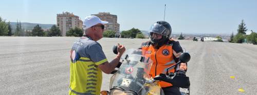 Eskişehir’de motosiklet sürücülerine ücretsiz güvenli sürüş eğitimi