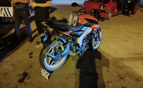 Eskişehir'de motosikletli anne ve oğlu yaralandı