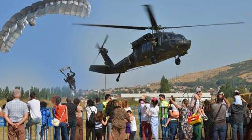 Eskişehir'de nefesler tutuldu! Korkusuzca uçtular 