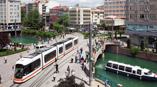 Eskişehir'de o müdür beraat etti