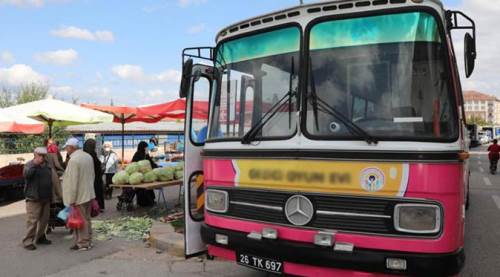 Eskişehir'de o sadece bir otobüs değil: Anne babalar buraya... 