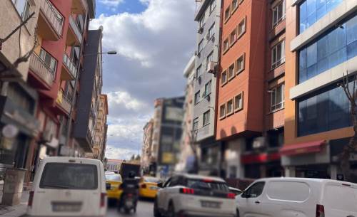 Eskişehir'de öğle trafiği çileye dönüştü!