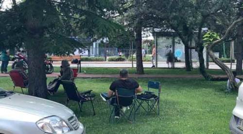 Eskişehir’de öğrenciler sınavdayken, veliler bunu yaptı!