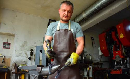 Eskişehir'de öğrendi, dünyaya açıldı