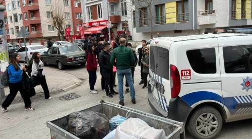 Eskişehir'de okul çıkışı 12 yaşındaki çocuğa bıçaklı saldırı!