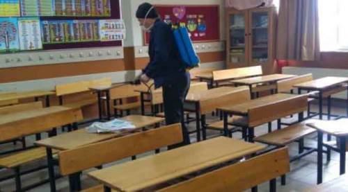 Eskişehir'de okulda koronavirüs alarmı: 11 öğretmenin testi pozitif çıkınca...