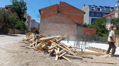 Eskişehir'de önlem alınmayan inşaat alanları dikkat çekiyor