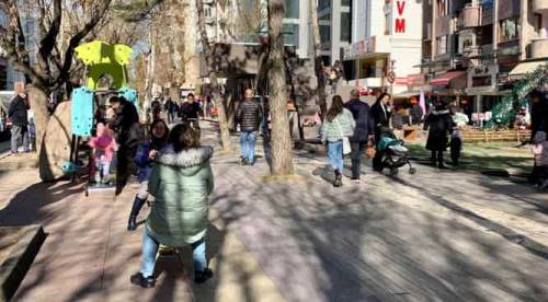 Eskişehir'de oralara akın ettiler!