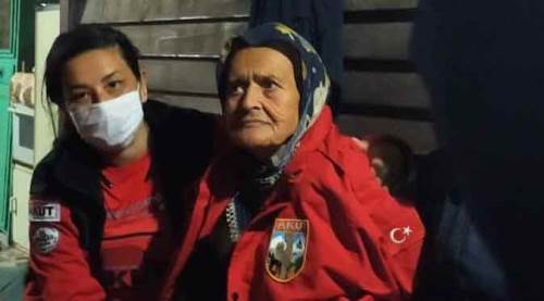 Eskişehir'de ormanda kaybolan kadının imdadına AFAD yetişti!