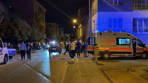 Eskişehir’de otomobil elektrikli bisiklete çarptı: 3 kız çocuğu yaralandı
