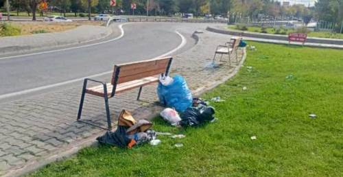 Eskişehir'de oturma alanları çöp sorunuyla boğuşuyor