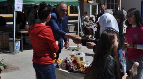 Eskişehir'de oy kullanmaya gidip öyle bir sürprizle karşılaştılar ki 