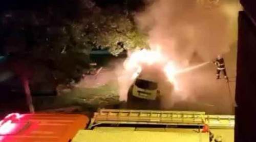Eskişehir'de park halindeyken bir anda alev aldı!