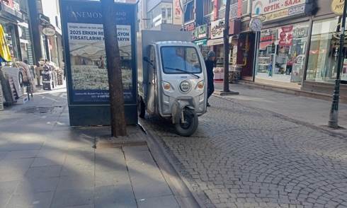 Eskişehir'de park ihlali sorunu tepki çekmeye devam ediyor