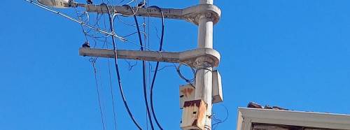 Eskişehir'de paslı pano ve bakımsız kablolar dikkat çekiyor