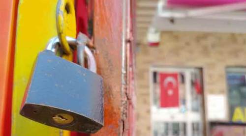 Eskişehir'de pazartesi gününe kadar kepenkleri kapattılar!