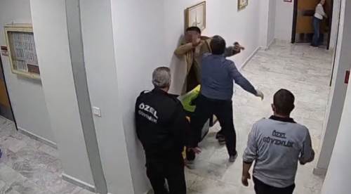 Eskişehir'de personeli bayılana kadar darp etmişti: Hastane müdürü açığa alındı!