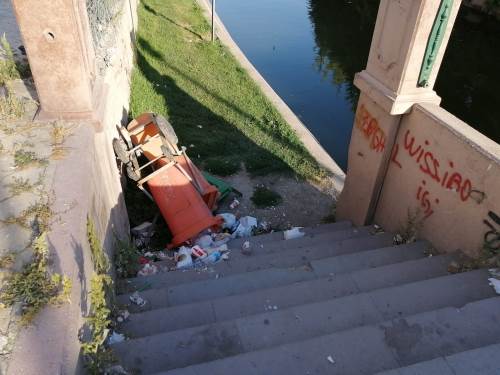 Eskişehir'de pes dedirten vandallık!