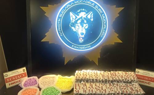 Eskişehir'de piyasaya sürülmeden kıskıvrak yakalandı