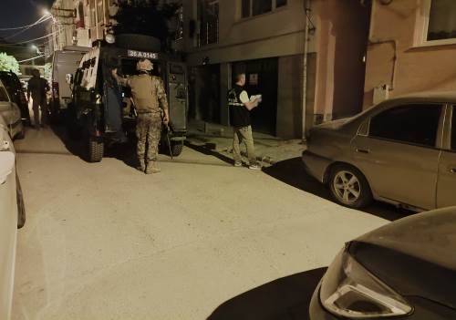 Eskişehir'de PÖH operasyonuyla silahlı saldırganlar yakalandı!