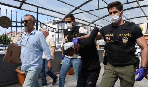 Eskişehir'de polis memurunu ağır yaralayan şüpheli adliyede!