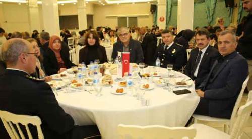 Eskişehir'de Polis Teşkilatı’nın 178’inci yılı için iftar yemeği