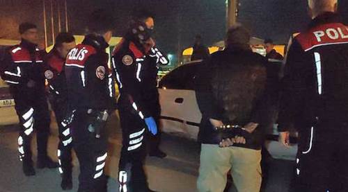 Eskişehir'de polisin aksiyon dolu gecesi: Tam 40 dakika sürdü!