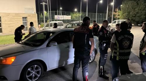 Eskişehir'de polisten kaçarken yakalandı: Ehliyet sevinci kısa sürdü!