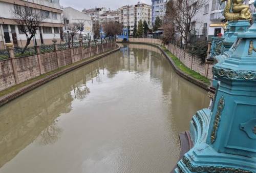 Eskişehir’de Porsuk Çayı kahverengiye büründü: İşte sebebi!