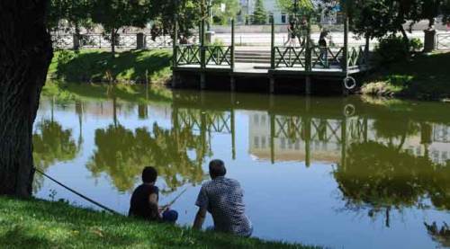 Eskişehir'de Porsuk kenarı, vatandaşların gözdesi