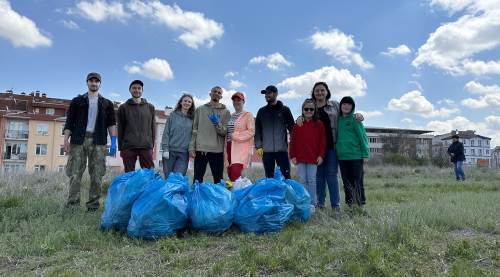Eskişehir’de poşet poşet çöp topladılar