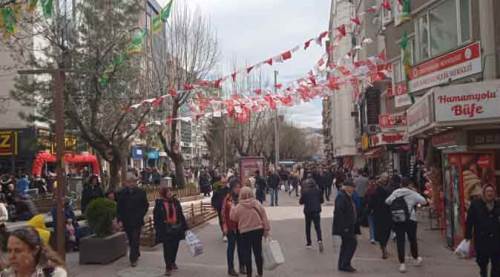 Eskişehir'de Ramazan alışverişi yoğunluğu