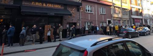 Eskişehir'de Ramazan klasiği: 40 metrelik kuyruk oluştu!