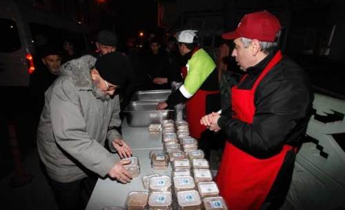 Eskişehir'de Regaip Kandili'ne özel dağıtıldı: Kurt hayır duası aldı